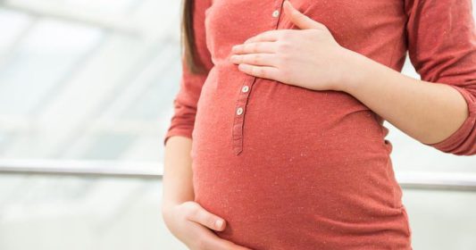 ماهي حركة الجنين في الشهر السادس